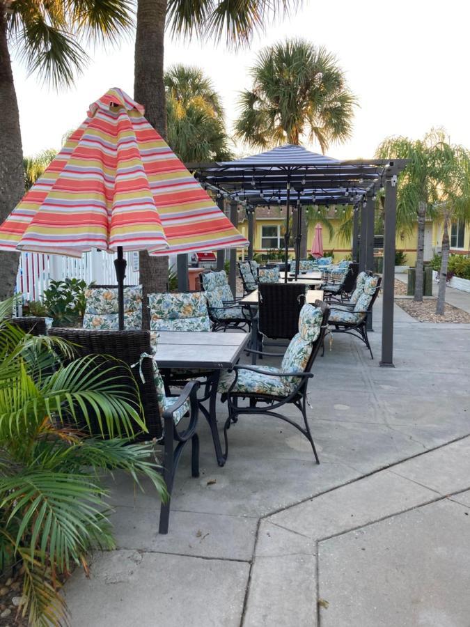 Bella Sirena Inn St. Pete Beach Dış mekan fotoğraf