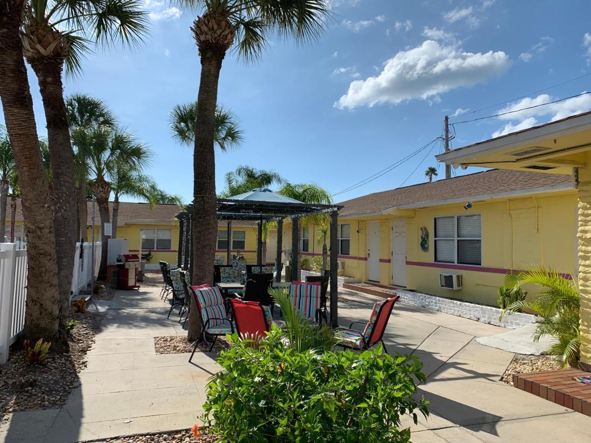 Bella Sirena Inn St. Pete Beach Dış mekan fotoğraf