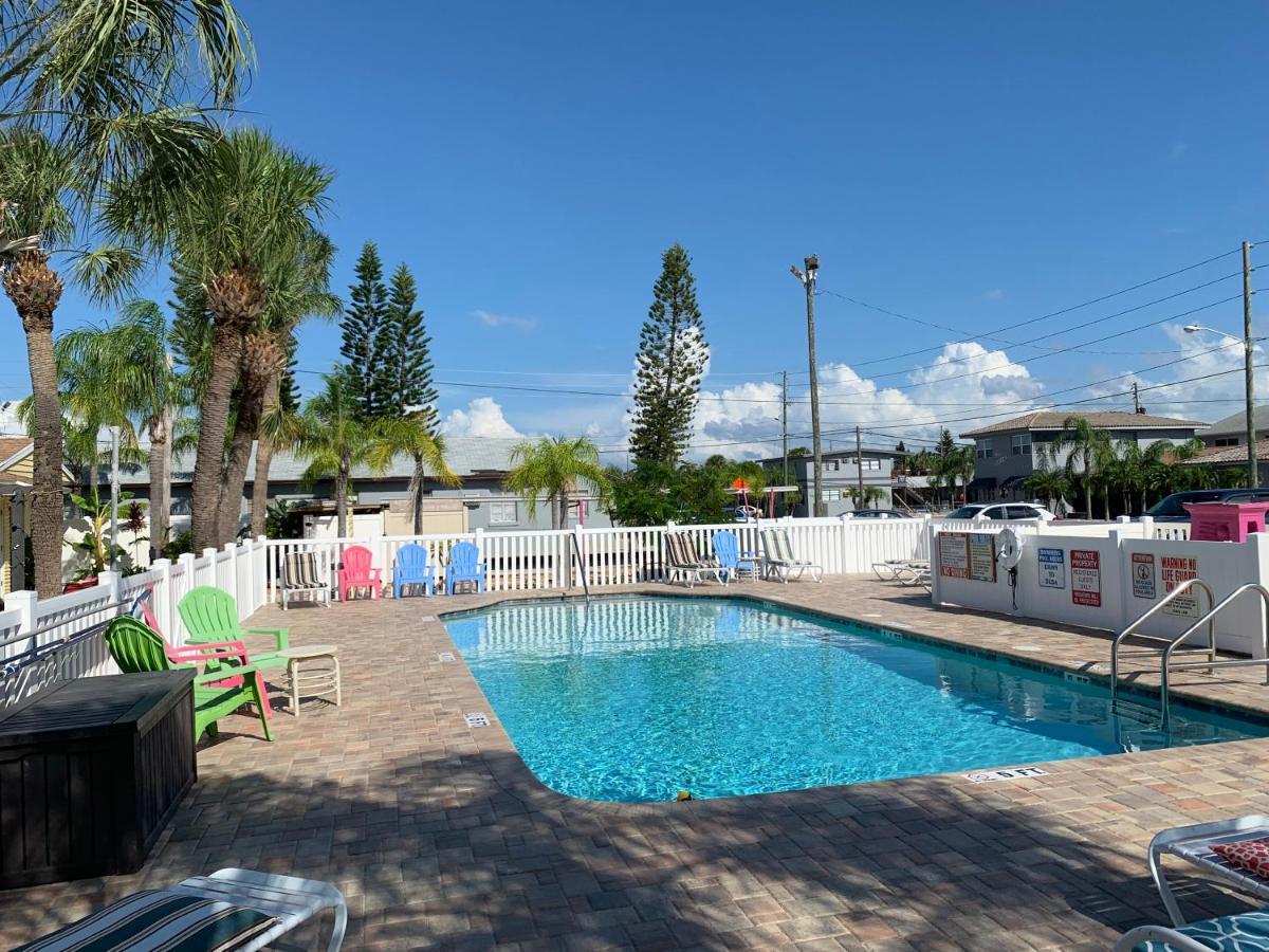 Bella Sirena Inn St. Pete Beach Dış mekan fotoğraf